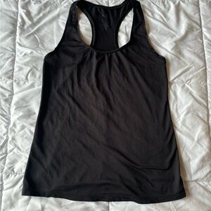 Under Armour - Women’s Workout Tank - Small